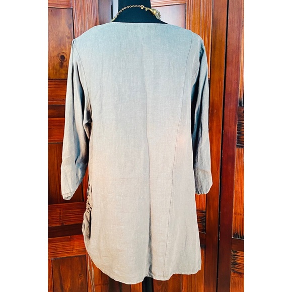 Et’ Lois Women’s Asymmetrical Drawstring Tunic - Picture 3 of 7